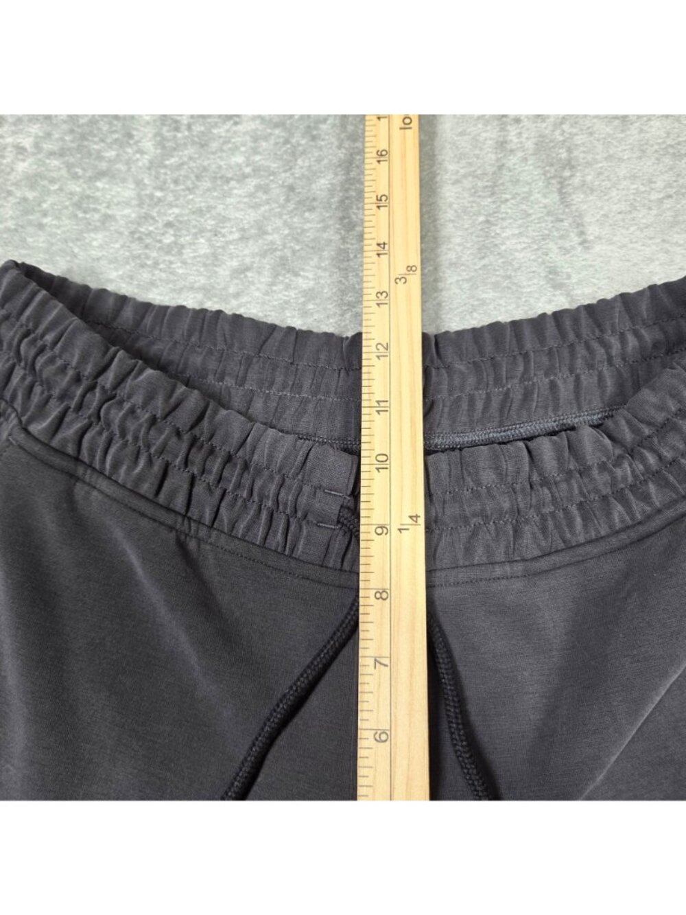 Athleta Pants Medium Black Seasoft Mid Rise Straight Leg Athleisure - Picture 8 of 9